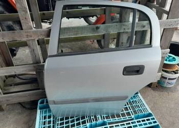 DRZWI LEWY TYŁ OPEL ASTRA 2 G