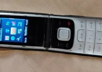 NOKIA 2720 a -2 Fold RM- 519 + ładowarka bez simlock
