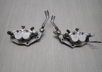 Dwa Zaciski Hamulca Przód Zacisk Hyosung GT 650 04-06r