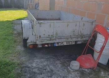 Syndyk sprzeda przyczepę SAM