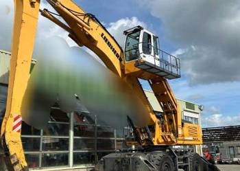 Liebherr Koparka kolowa przeladunkowa ruchoma kabina