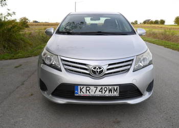 Avensis 2012 Polski salon Avensis 2012 Polski salon