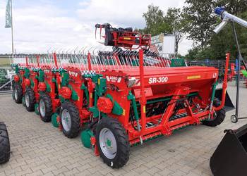 Siewnik do zboża SR zbożowy AgroMasz Agro-Masz STRUK Zbuczyn