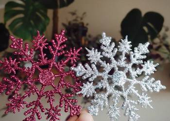 24 Śnieżynki płatki śniegu bordowe srebrne