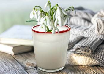 Wazon wazonik szkło warstwowe mleczne białe lata 70 vintage design