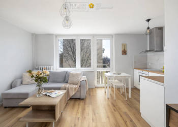 Sprzedam mieszkanie 29.5m2 2 pokojowe Warszawa Afrykańska