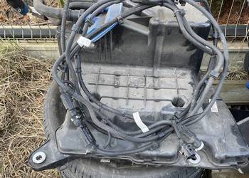 audi a4b9 2,0 tdi zbiornik adblue z wiązką kpl