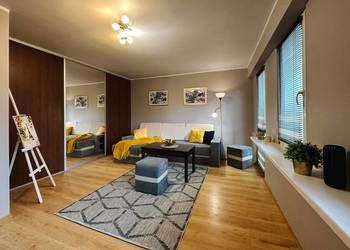 Kawalerka 37 m² z balkonem | 1 piętro | winda | Przylesie