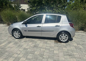 Renault Clio BEZWYPADKOWE !!! Niski oryginalny przebieg - BARDZO ZADBANE .…