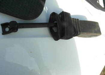 OGRANICZNIK DRZWI PRAWY TYŁ AUDI A4 B8 8K0839249B