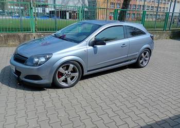 Astra H 180km 1.9cdti świeże OC samochód prywatny