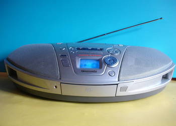 Radiomagnetofon z CD PANASONIC RX-ES25
