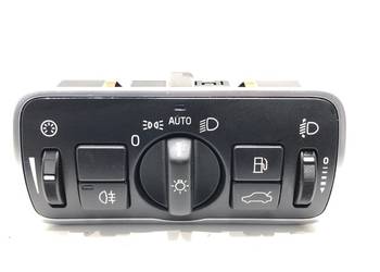 WŁĄCZNIK ŚWIATEŁ VOLVO V60 I 31443841 10-18 PRZYCISK
