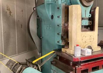 PRASA MIMOŚRODOWA LE 160C 160 TON SUPER STAN OKAZJA  po serwisie