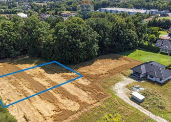 DZIAŁKA BUDOWLANA -KOMOROWICE ŚLĄSKIE