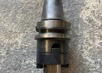 Trzpień frezarski uniwersalny DIN30 fi 22 F/V