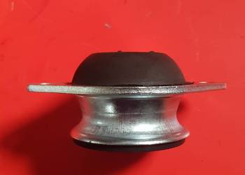 87688301 Izolator gumowy kabiny New Holland