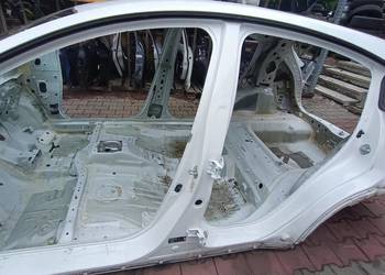 PRÓG SŁUPEK LEWY BOK NH788P HONDA HR-V II