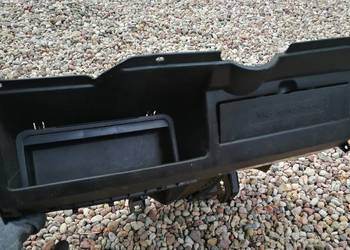 Półka pod kierownice z zaślepka bezpieczników VW Golf mk2