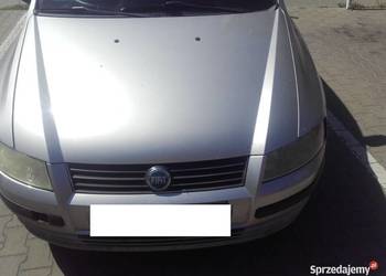 Fiat Stilo 5 drzwi kombi kompletny przód kolor 647