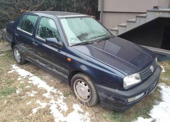Volkswagen Vento 1.8 Zadbany zdrowy pierwszy lakier
