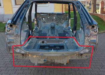 Honda HR-V III eHEV, 2022r. WANNA PAS TYLNY  PODŁOGA BAGAŻNIKA TYŁ 