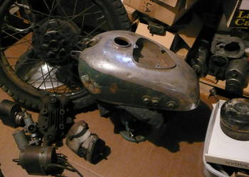 BSA ,Ariel,Royal Norton zbiornik koło