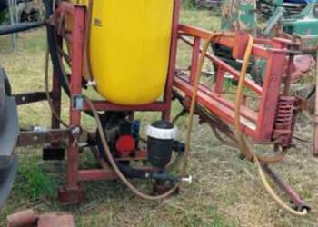 Opryskiwacz 400l 12m 600l 12m