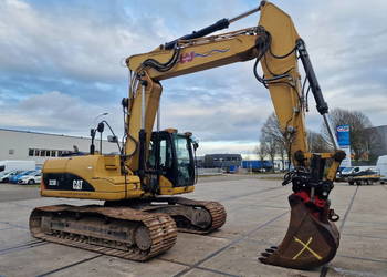 Koparka gasienicowa Cat Caterpillar 323D tez w Leasing maszyn