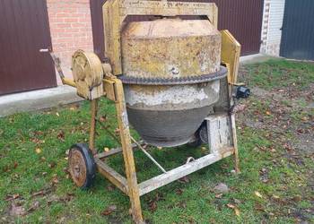 Betoniarka 250 L