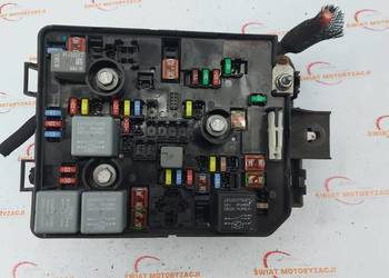 OPEL CORSA E 1.4 B14XEL 17r skrzynka bezpieczników 39068005