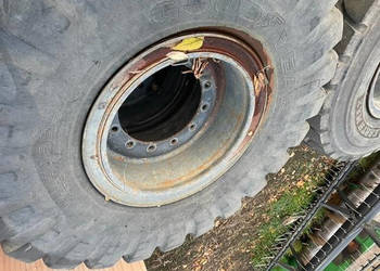 Liebherr terex Felga 20.5 R25 , 12 szpilek