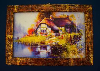 Mała reprodukcja malarska - Dom nad jeziorem .