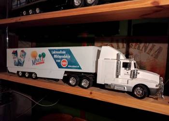Amerykańska ciężarówka TIR model duży RC