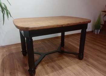 Sprzedam piękny, rozkładany stół dębowy z okresu międzywojennego