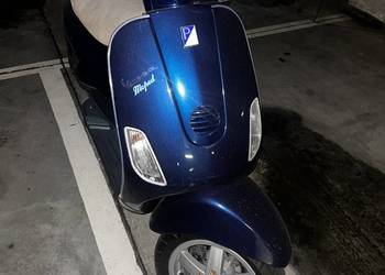 Skuter Vespa 50