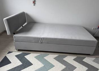 Tapczan z regulowanym zagłówkiem 110x200