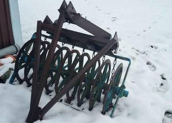 Wał uprawowy na przedni tuz