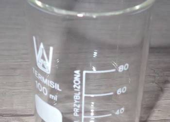 Zlewka labolatoryjna szklana o pojemności 100 ml