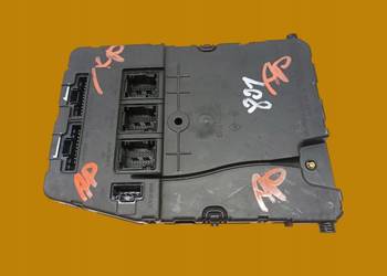 SKRZYNKA BSI 8200309693 UCH X84 N3 - EXT Renault Scenic II (2003-2009) SKRZYNKA BSI 8200309693 UCH X84 N3 - EXT Renault Scenic II (2003-2009)
