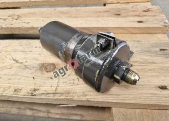 Obudowa filtra hydraulicznego Massey Ferguson 6445