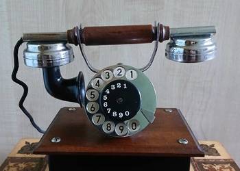 Telefon stacjonarny firmy R Sawa  z PRL u