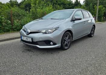 Toyota Auris 1.8 Hybryda / Automat / Nawi / kamera cofania