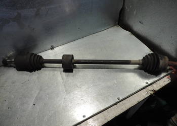 PÓŁOŚ PRAWY PRZÓD FIAT GRANDE PUNTO 1.4i