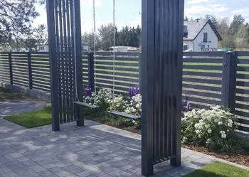 Huśtawka ogrodowa loft metalowa