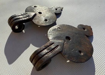 PIĘKNE, STARE, KUTE ZAWIASY - OCZYSZCZONE LEWE / PRAWE - CIEKAWE