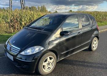 Mercedes-Benz A180