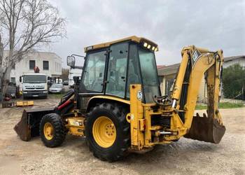 Używana sztywna koparko-ładowarka Caterpillar 428