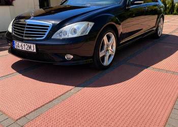 Mercedesa-Benz W221