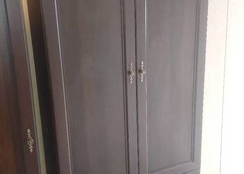 Szafa 4d z półkami